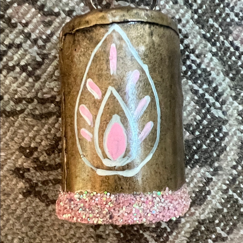 Rachel Ashwell Shabby Chic Couture Handcrafted Pink and Gold Holiday Ornament !! - Picture 7 of 7